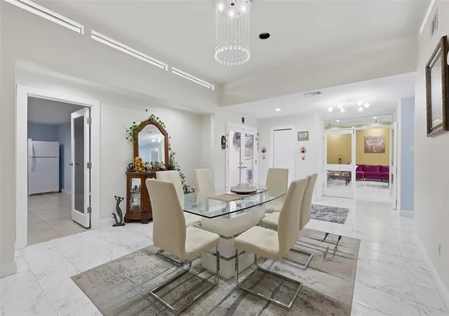 Photo 4 of Single family home for sale at 5323 S Braeswood Blvd, Houston, TX 77096 | MLS# 15730074 | Listing updated on 2026-07-23
