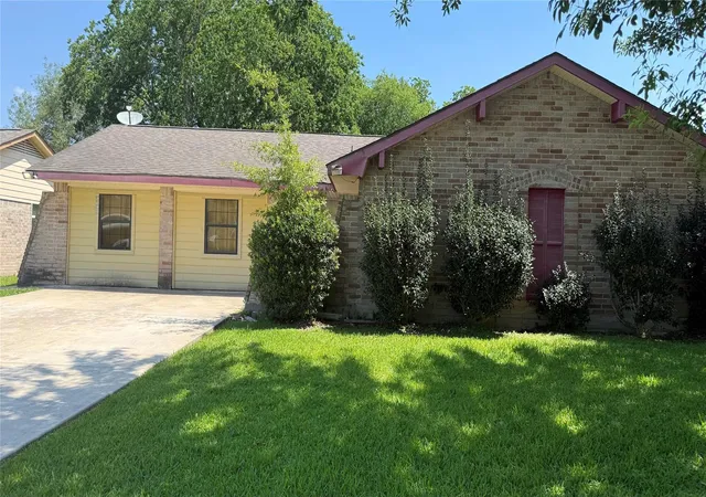 1st image of 12307 Ryewater Dr, Houston, TX 77089 | MLS# 4103152