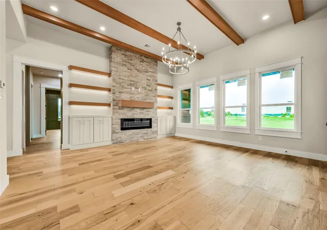 5th image of 912 Wagon Wheel Trl, Angleton, TX 77515 | MLS# 54572204