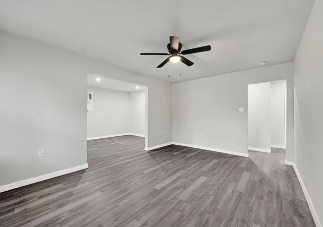 Photo 3 of Single family home for sale at 10609 Murr Way, Houston, TX 77048 | MLS# 67715714 | Listing updated on 2026-05-07