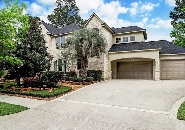 Homes for sale in Kingwood, TX | 25 Club Oak Ct, Kingwood, TX 77339 | MLS# 39774369