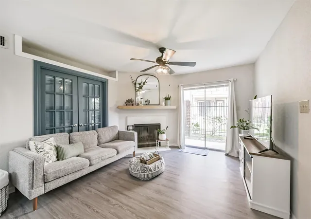 3rd image of 2121 Hepburn St #612, Houston, TX 77054 | MLS# 24680413