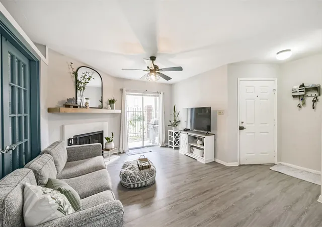 5th image of 2121 Hepburn St #612, Houston, TX 77054 | MLS# 24680413