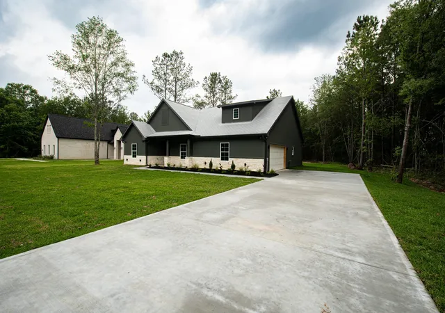 Photo 4 of Single family home for sale at 1865 Road 66116, Dayton, TX 77535 | MLS# 35804204 | Listing updated on 2026-09-15