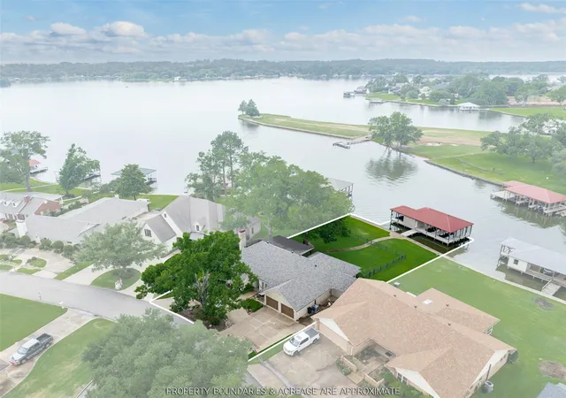 Homes for sale in Bullard, TX | 112 Marina Dr, Bullard, TX 75757 | MLS# 83537446