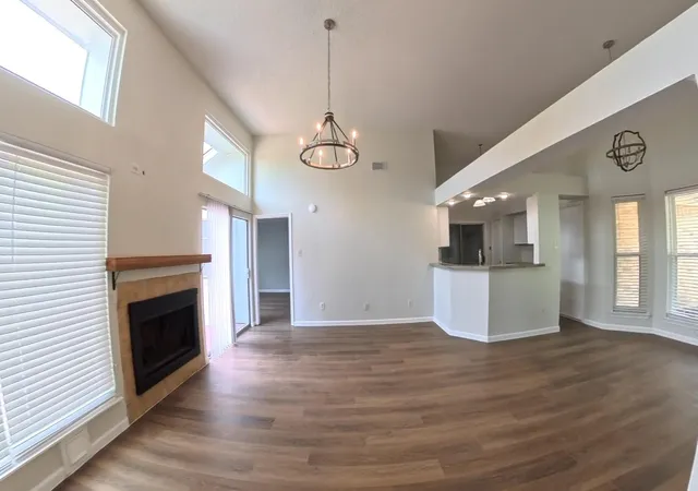2nd image of 1002 Glen Valley Dr, Humble, TX 77338 | MLS# 15441033