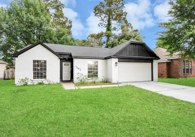 Photo 2 of Single family home for sale at 5002 Maurita Dr, Spring, TX 77373 | MLS# 75586483 | Listing updated on 2026-10-12