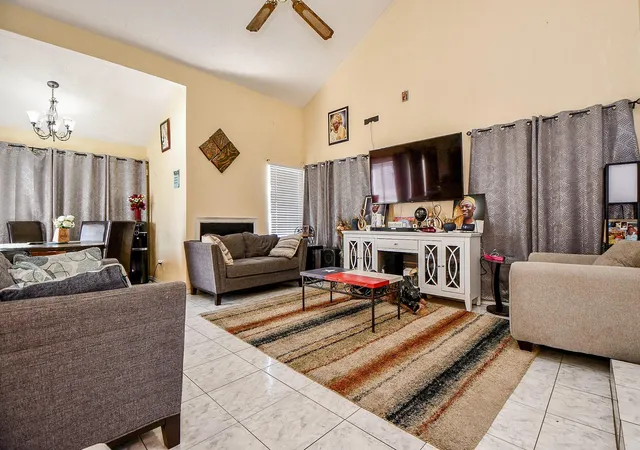 Photo 3 of Single family home for sale at 8628 Beechcrest St, Houston, TX 77083 | MLS# 41554390 | Listing updated on 2026-06-27