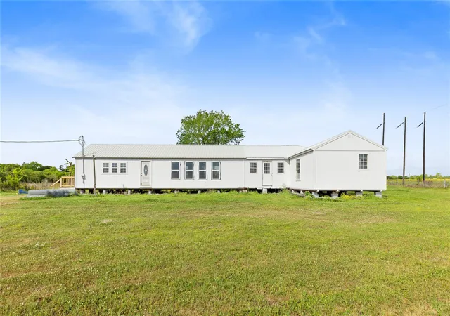 Homes for sale in Iola, TX | 7171 Breezewood Dr, Iola, TX 77861 | MLS# 49340403