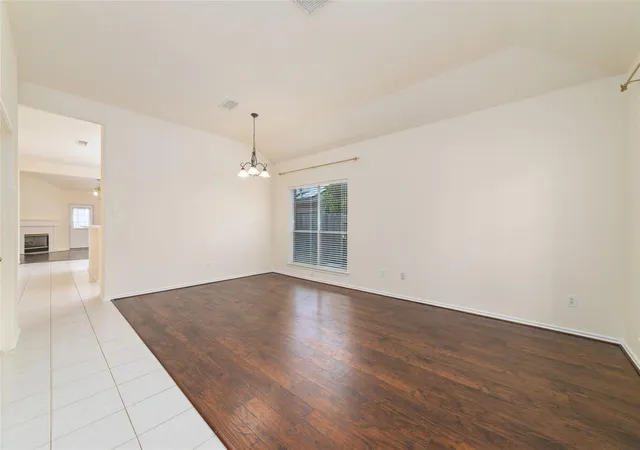 Photo 4 of Single family home for sale at 10011 Redoak Pass Ln, Houston, TX 77064 | MLS# 54787904 | Listing updated on 2026-09-12