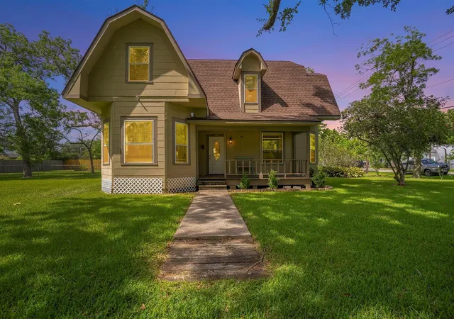 1st image of 14306 4th St, Santa Fe, TX 77517 | MLS# 63775338