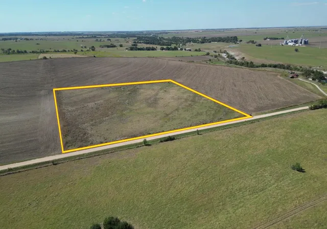 3rd image of 3809 County Road 384, Bartlett, TX 76511 | MLS# 78569234