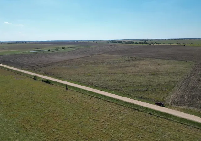 4th image of 3809 County Road 384, Bartlett, TX 76511 | MLS# 78569234