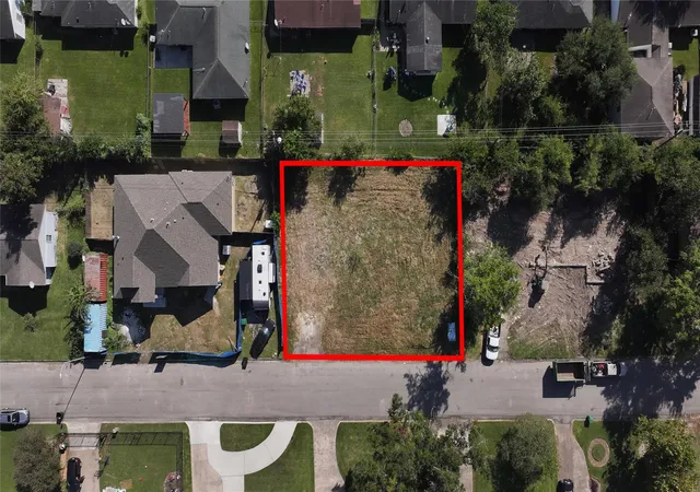 Photo 3 of Land for sale at 6617 Winton St, Houston, TX 77021 | MLS# 68472817 | Listing updated on 2026-08-08
