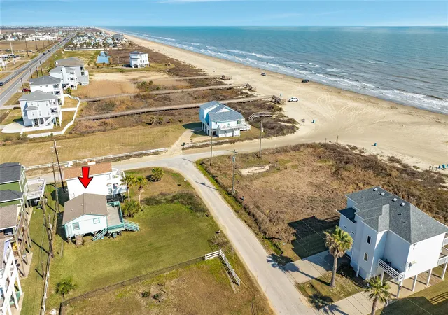 Photo 2 of Single family home for sale at 17404 Bristow Dr, Galveston, TX 77554 | MLS# 33525704 | Listing updated on 2026-08-05