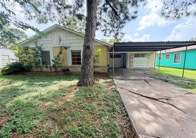 Photo 1 of Sale Pending at 2110 Flynn Dr, Pasadena, TX 77502 | MLS# 28451606 | Listing updated on 2026-09-16