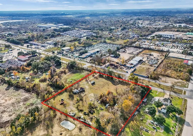 Photo 3 of Land for sale at 13015 Cullen Blvd, Houston, TX 77047 | MLS# 82722099 | Listing updated on 2026-08-31