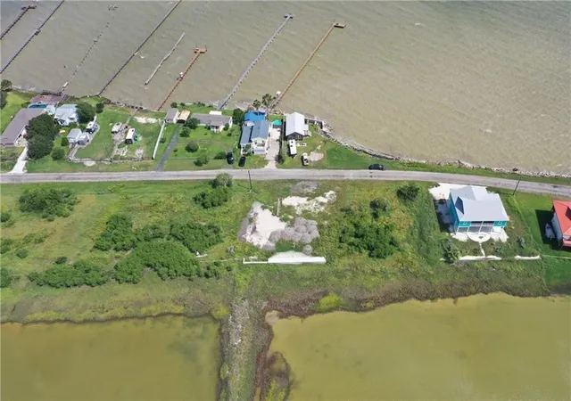 Homes for sale in Taft, TX | 455 Egery Island Rd, Taft, TX 78390 | MLS# 76235344