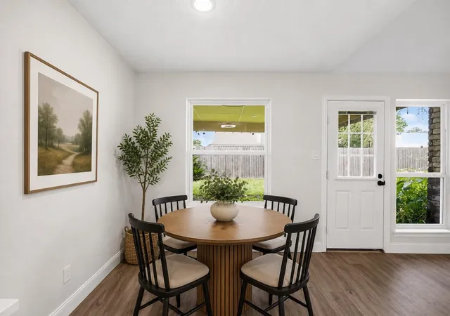 Photo 3 of Sale Pending at 4322 Brandemere Way St, Houston, TX 77066 | MLS# 36937936 | Listing updated on 2026-09-08