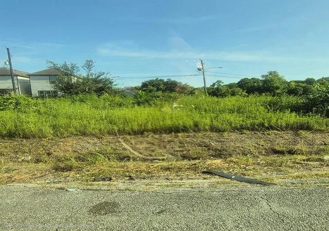 Photo 1 of Land for sale at 0000 Rue St, Houston, TX 77007 | MLS# 28440930 | Listing updated on 2026-04-22