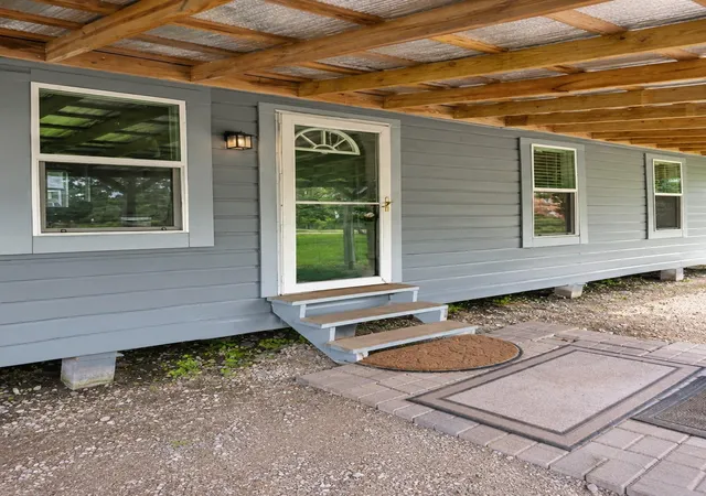 Homes for sale in West Orange, TX | 2115 Bonnie St, West Orange, TX 77630 | MLS# 35607315