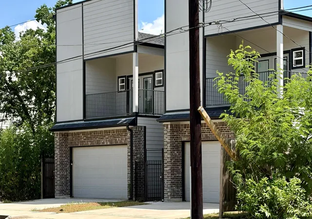4th image of 4515 Stassen St, Houston, TX 77051 | MLS# 31077250
