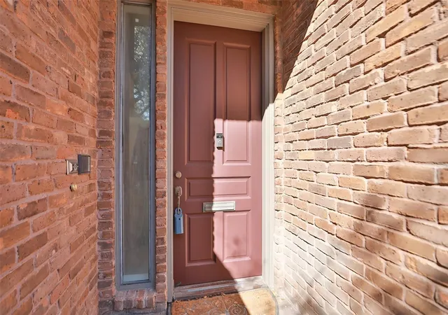3rd image of 6000 Sugar Hill Dr #9, Houston, TX 77057 | MLS# 88886071