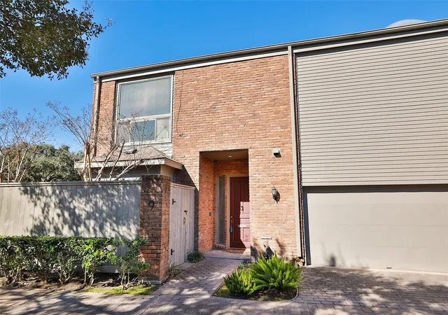 4th image of 6000 Sugar Hill Dr #9, Houston, TX 77057 | MLS# 88886071