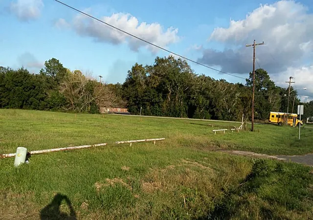 Photo 2 of Land for sale at 709 E Hwy 6, Alvin, TX 77511 | MLS# 81225162 | Listing updated on 2025-12-17