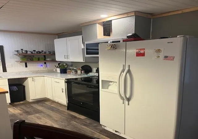 2nd image of 13120 S Lee Shore Dr, Willis, TX 77318 | MLS# 36188783