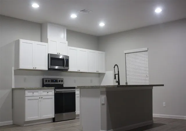 Photo 4 of Single family home for sale at 26433 Easy St, Magnolia, TX 77355 | MLS# 5765518 | Listing updated on 2026-09-12