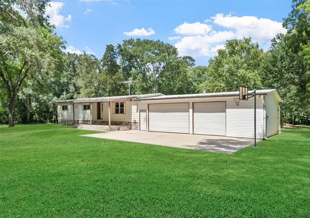 Photo 1 of Single family home for sale at 10291 Hart Rd, Conroe, TX 77306 | MLS# 31533867 | Listing updated on 2026-09-18