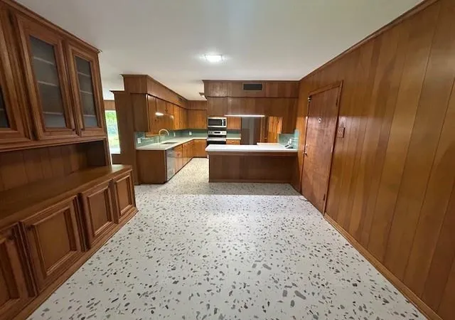 Photo 3 of Single family home for sale at 1903 Evergreen Ln, La Marque, TX 77568 | MLS# 51990343 | Listing updated on 2026-08-27
