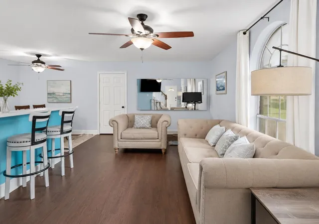 5th image of 1414 Cypress Cove St, La Porte, TX 77571 | MLS# 97638131
