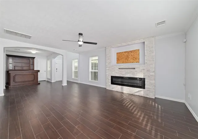 Photo 4 of Single family home for sale at 16547 Mablethorpe Ln, Houston, TX 77073 | MLS# 61590052 | Listing updated on 2026-09-19