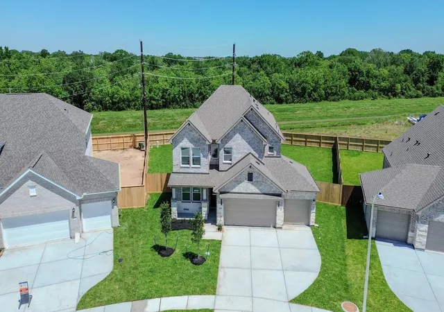 4th image of 6215 Royal Palm Dr, Manvel, TX 77578 | MLS# 59751201