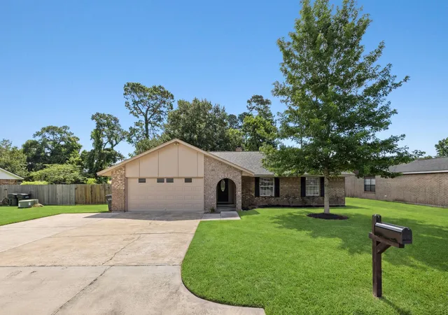 1st image of 12422 Old River Dr, Baytown, TX 77523 | MLS# 83022487
