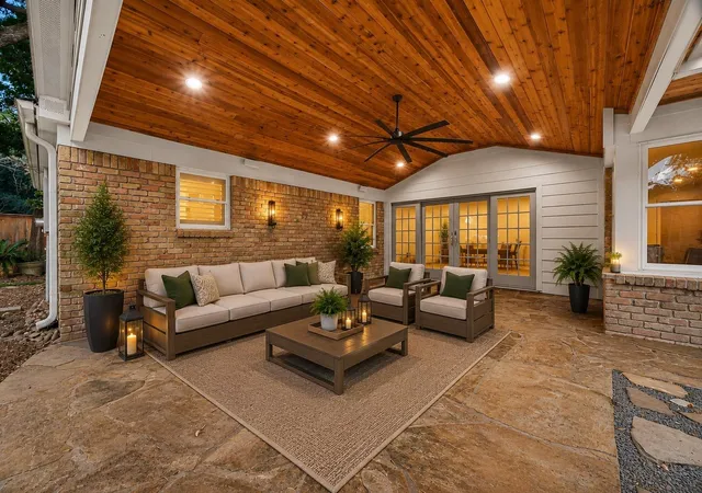 Photo 1 of Single family home for sale at 5638 Sanford Rd, Houston, TX 77096 | MLS# 14960214 | Listing updated on 2026-08-26