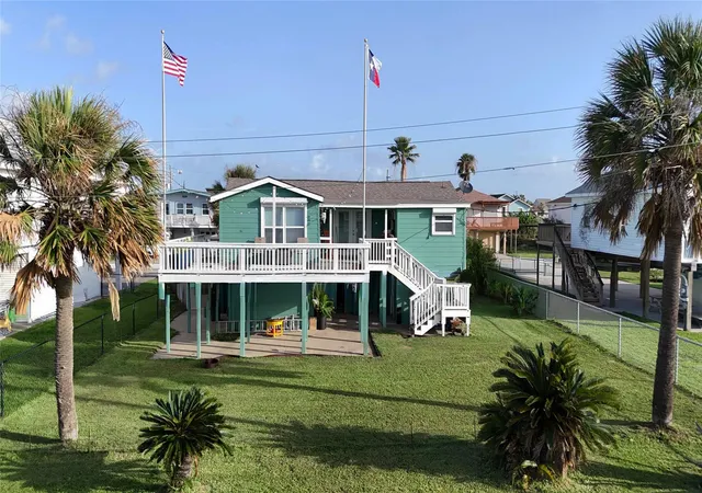 Photo 2 of Single family home for sale at 16717 Captain Hook, Galveston, TX 77554 | MLS# 35689634 | Listing updated on 2026-10-10