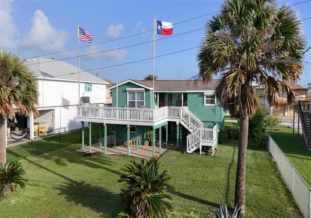Photo 3 of Single family home for sale at 16717 Captain Hook, Galveston, TX 77554 | MLS# 35689634 | Listing updated on 2026-10-10