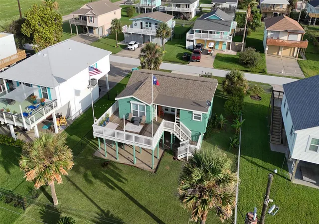 Photo 3 of Single family home for sale at 16717 Captain Hook, Galveston, TX 77554 | MLS# 35689634 | Listing updated on 2026-10-11