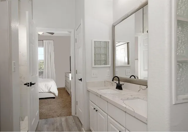 Homes for sale in Houston, TX | 1441 E St, Houston, TX 77007