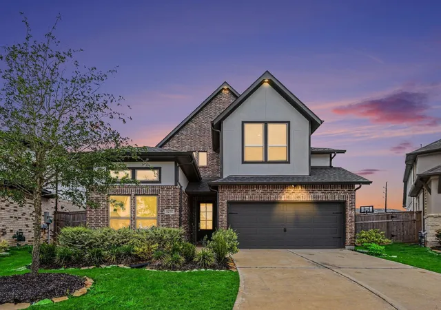 Photo 1 of Single family home for sale at 6035 Churchill Springs Ln, Fulshear, TX 77441 | MLS# 40127164 | Listing updated on 2026-09-16