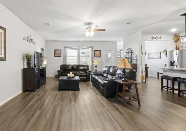 Photo 3 of Townhouse for sale at 3519 Topango Dr, Pasadena, TX 77504 | MLS# 39204856 | Listing updated on 2026-09-02