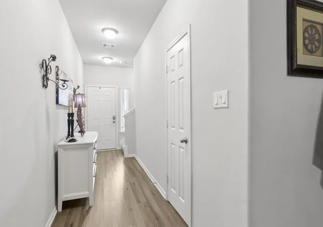 Photo 4 of Townhouse for sale at 3519 Topango Dr, Pasadena, TX 77504 | MLS# 39204856 | Listing updated on 2026-09-02