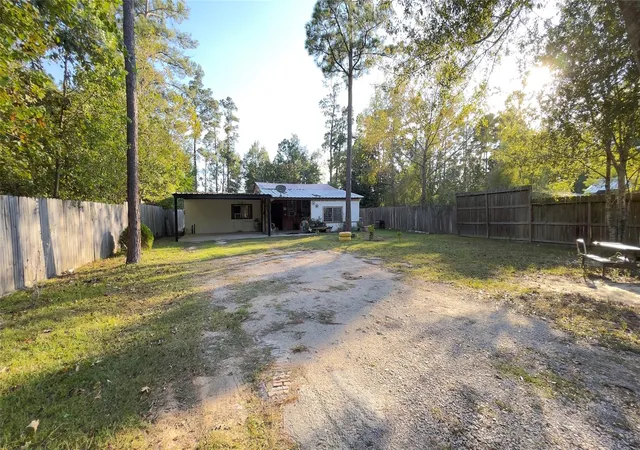 Photo 11 of Single family home for sale at 102 County Rd 3479j, Cleveland, TX 77327 | MLS# 51097953 | Listing updated on 2026-02-18