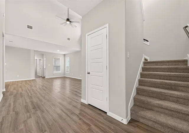 Photo 3 of Single family home for sale at 1439 Terry Roberts Dr, Angleton, TX 77515 | MLS# 44294795 | Listing updated on 2026-08-01
