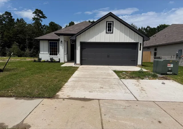 1st image of 193 New Dawn Trl, Huntsville, TX 77320 | MLS# 31837814