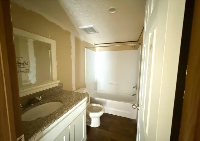 Photo 4 of Single family home for sale at 120 Road 5608, Cleveland, TX 77327 | MLS# 77696529 | Listing updated on 2026-07-29