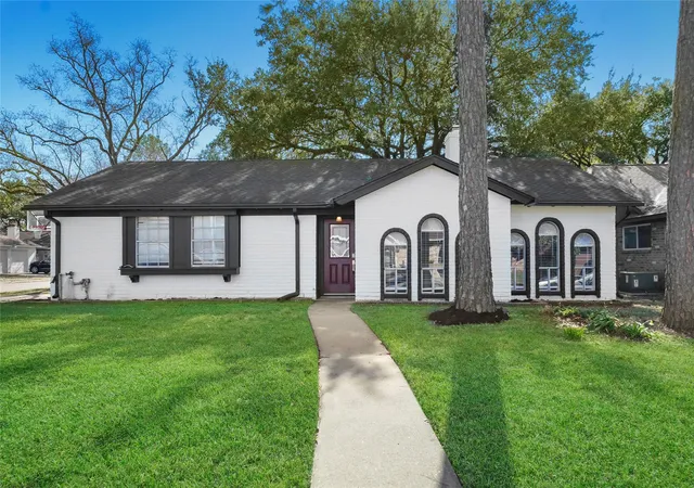Photo 3 of Single family home for sale at 9703 Philmont Dr, Houston, TX 77080 | MLS# 29019746 | Listing updated on 2026-08-04